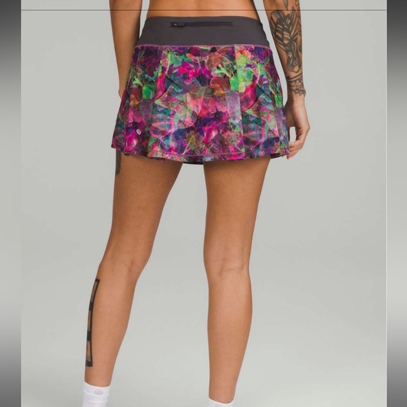 Lululemon Pace Rival Mid-Rise Skirt Vivid Floral Tone Multi - Picture 3 of 10